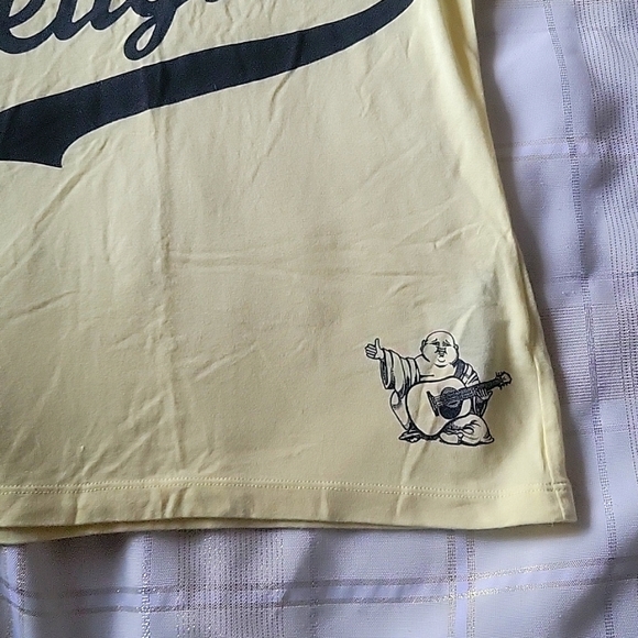 EUC True Religion yellow V-neck shirt - Picture 3 of 8